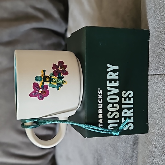 NIB ☕️ Ornament WISCONSIN - Xmas Starbucks Mug (2 fl oz) - 2024 Discovery Series - Picture 2 of 7